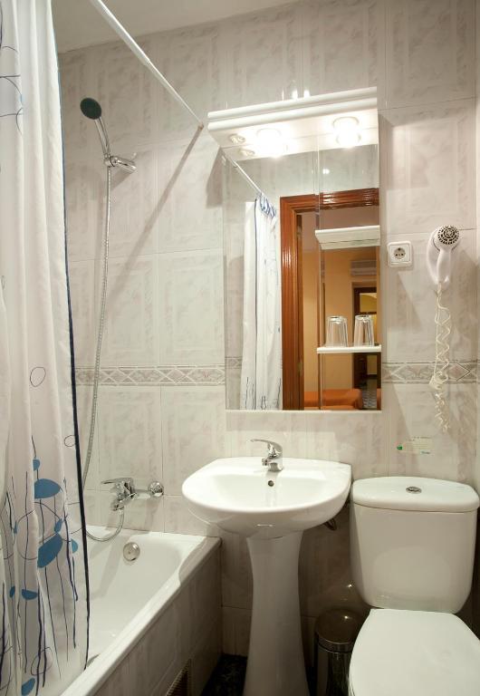 Hostal Prim Madri Quarto foto